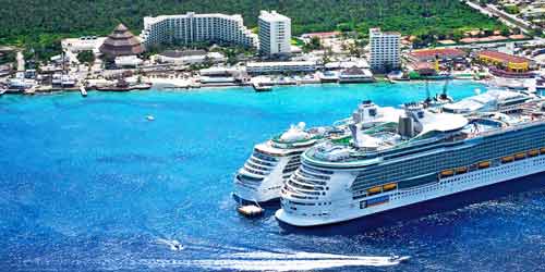 Park Royal Hotel Cozumel Cruise Port Photo of Park Royal Hotel in Cozumel.