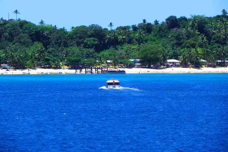 Photo of Tendering in Dravuni Island, Fiji,